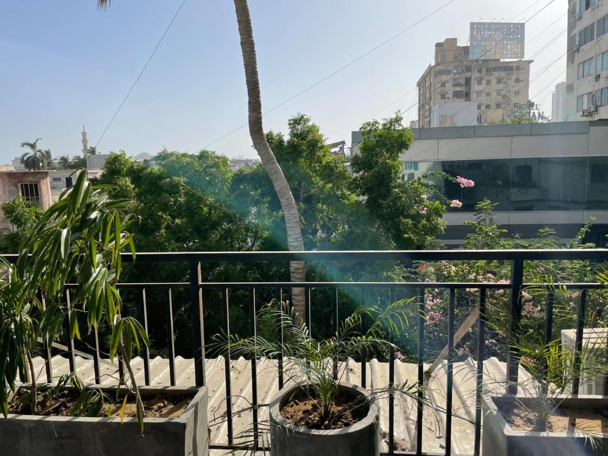 Hamsun Shahrah-E-Faisal Hotel Karachi Exterior foto