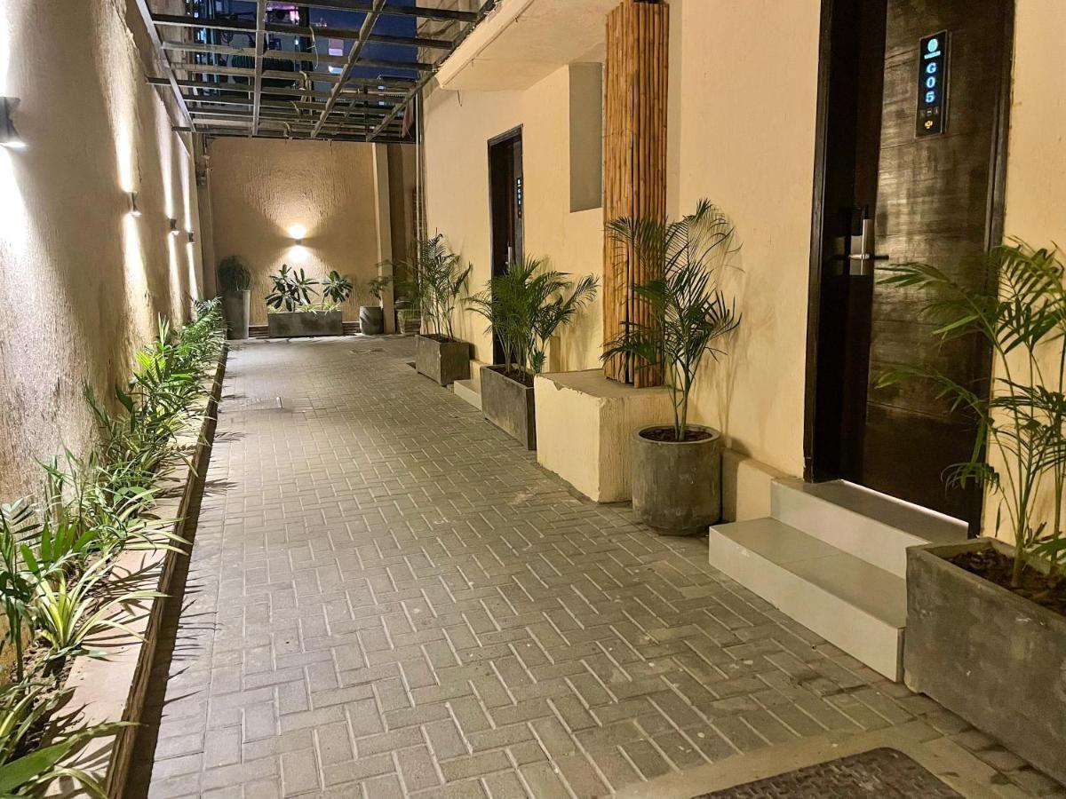 Hamsun Shahrah-E-Faisal Hotel Karachi Exterior foto