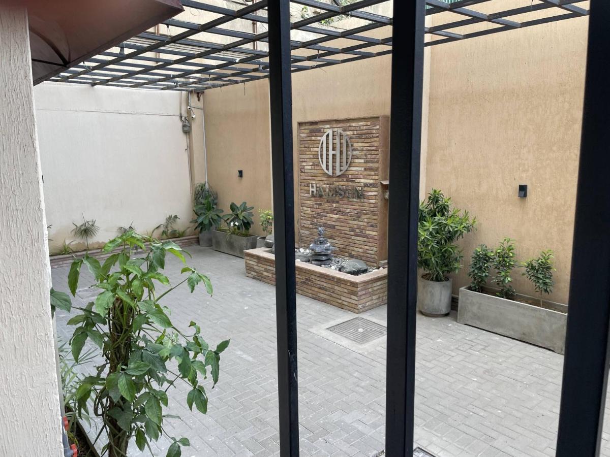 Hamsun Shahrah-E-Faisal Hotel Karachi Exterior foto
