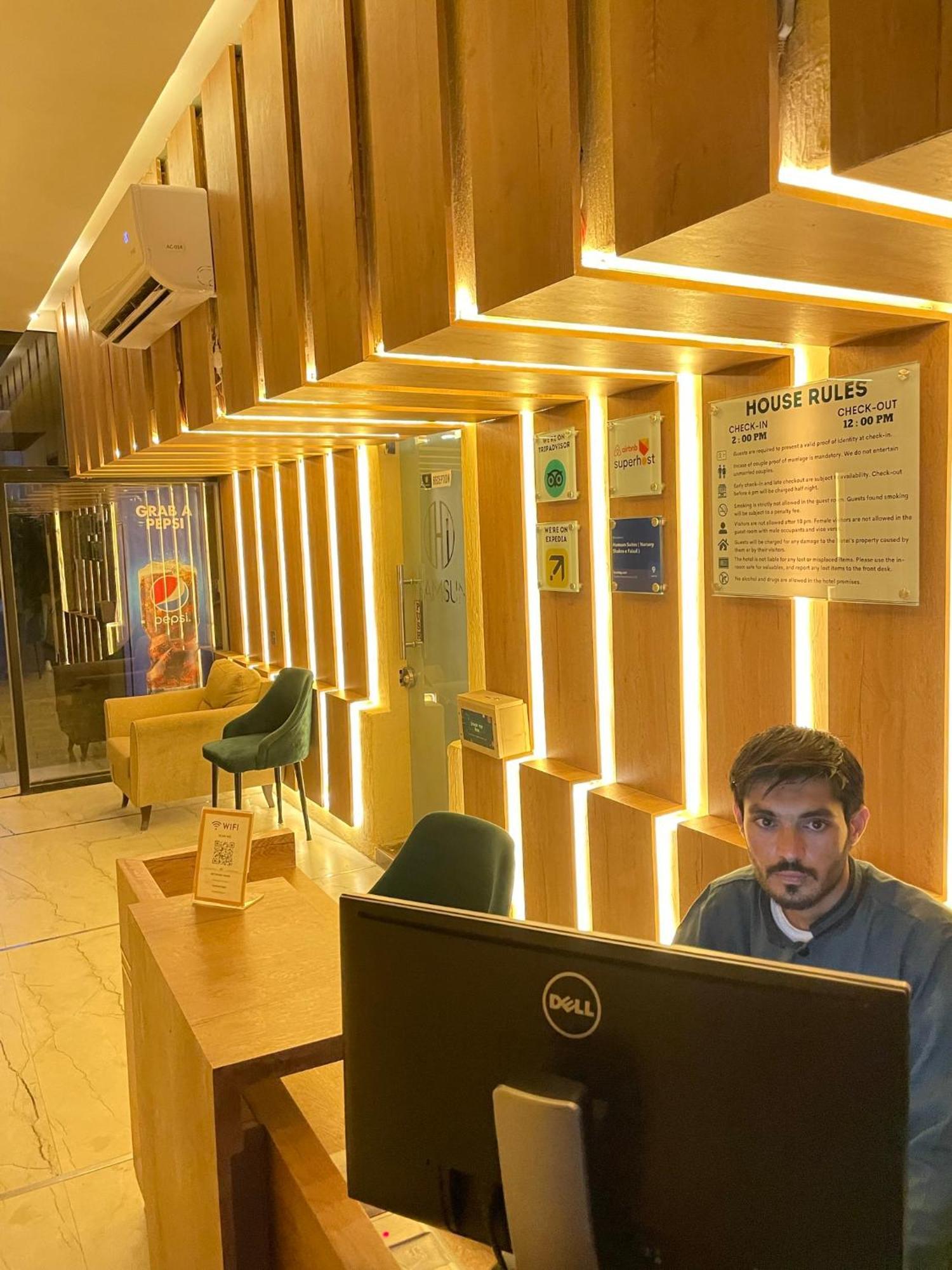 Hamsun Shahrah-E-Faisal Hotel Karachi Exterior foto